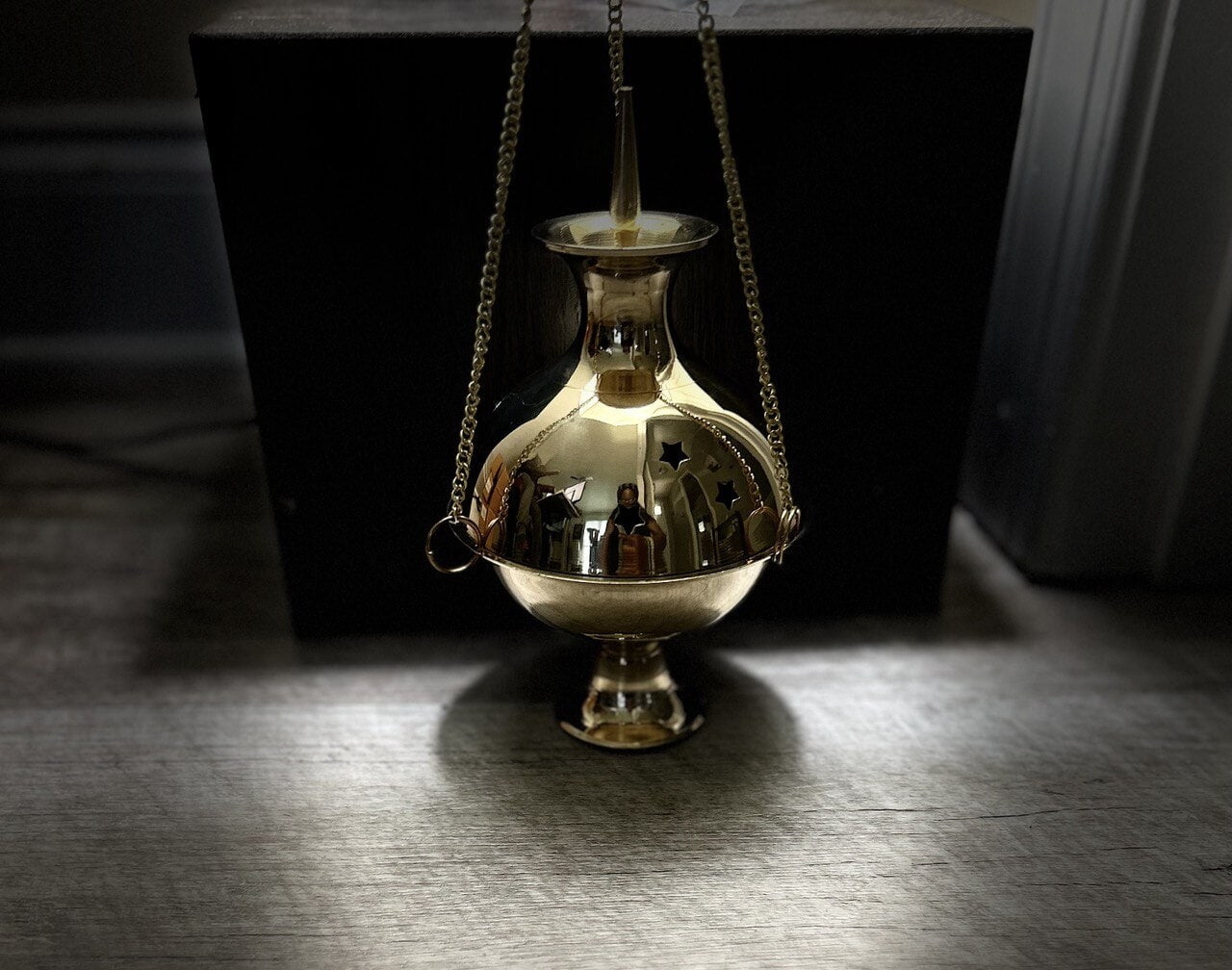 8" Brass Hanging Censer Burner 8" Brass Hanging Censer Burner